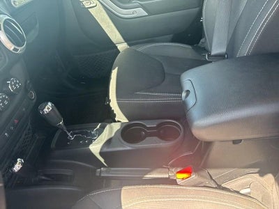 2015 Jeep Wrangler Unlimited 4WD 4dr Sahara