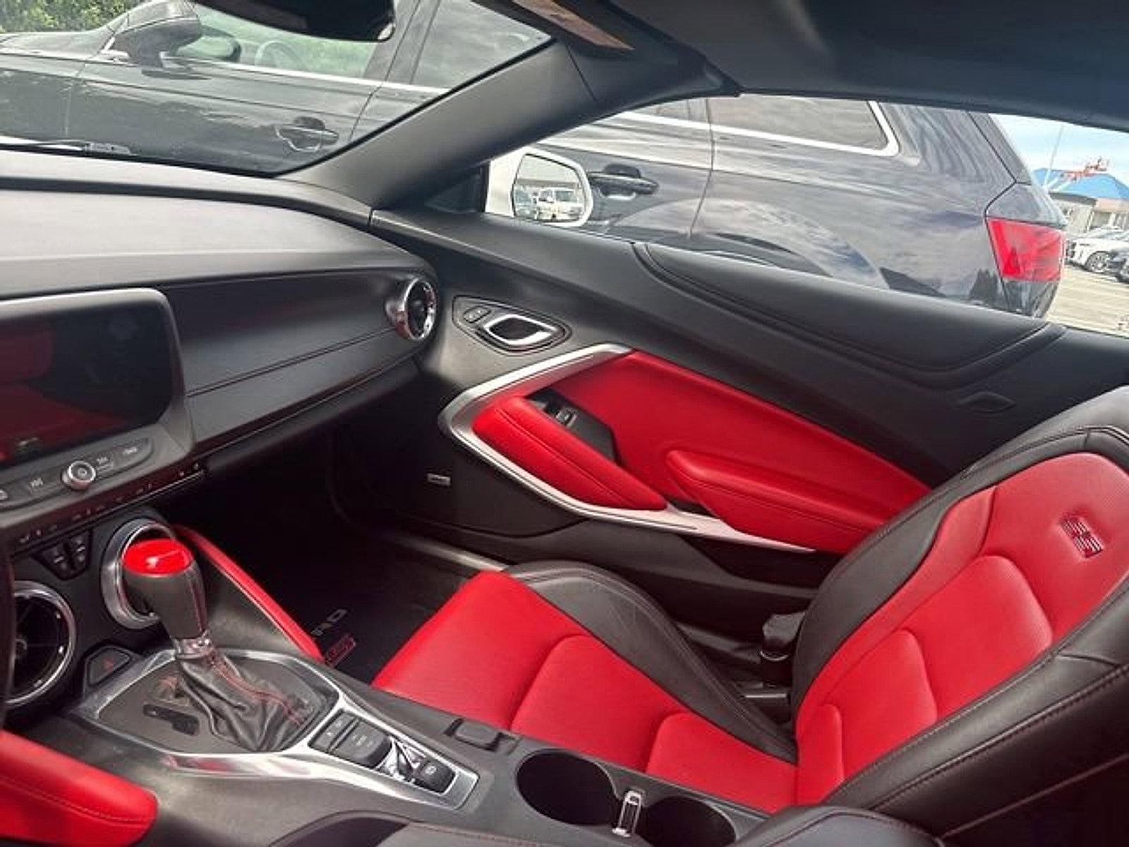 2018 Chevrolet Camaro 2dr Convertible 2SS