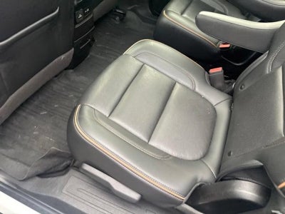 2022 GMC Acadia AWD AT4