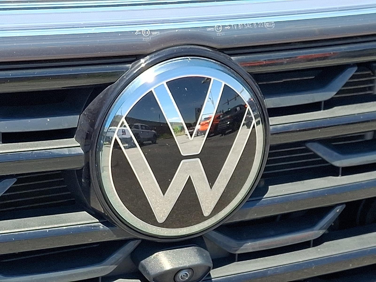 2024 Volkswagen Atlas Cross Sport 2.0T SEL Premium R-Line 4MOTION