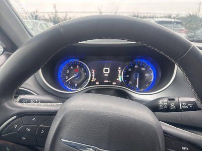 2022 Chrysler Pacifica Touring L FWD