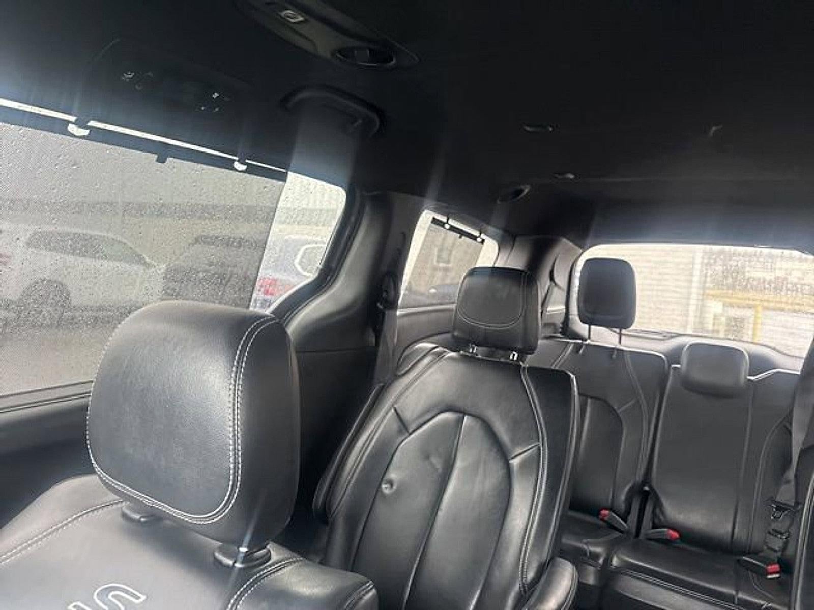 2022 Chrysler Pacifica Touring L FWD