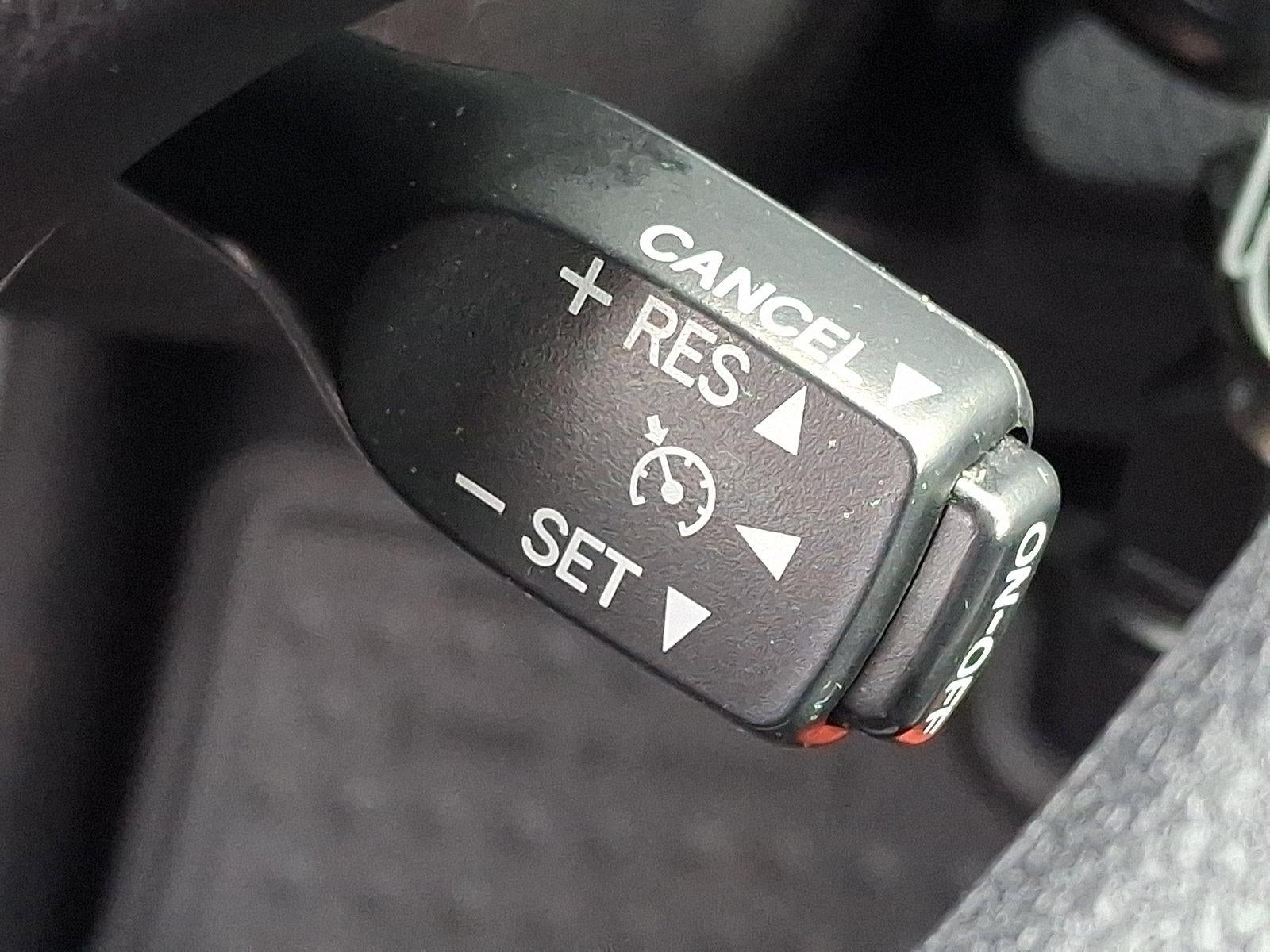 2015 Toyota Corolla 4dr Sdn CVT Auto LE (Natl)