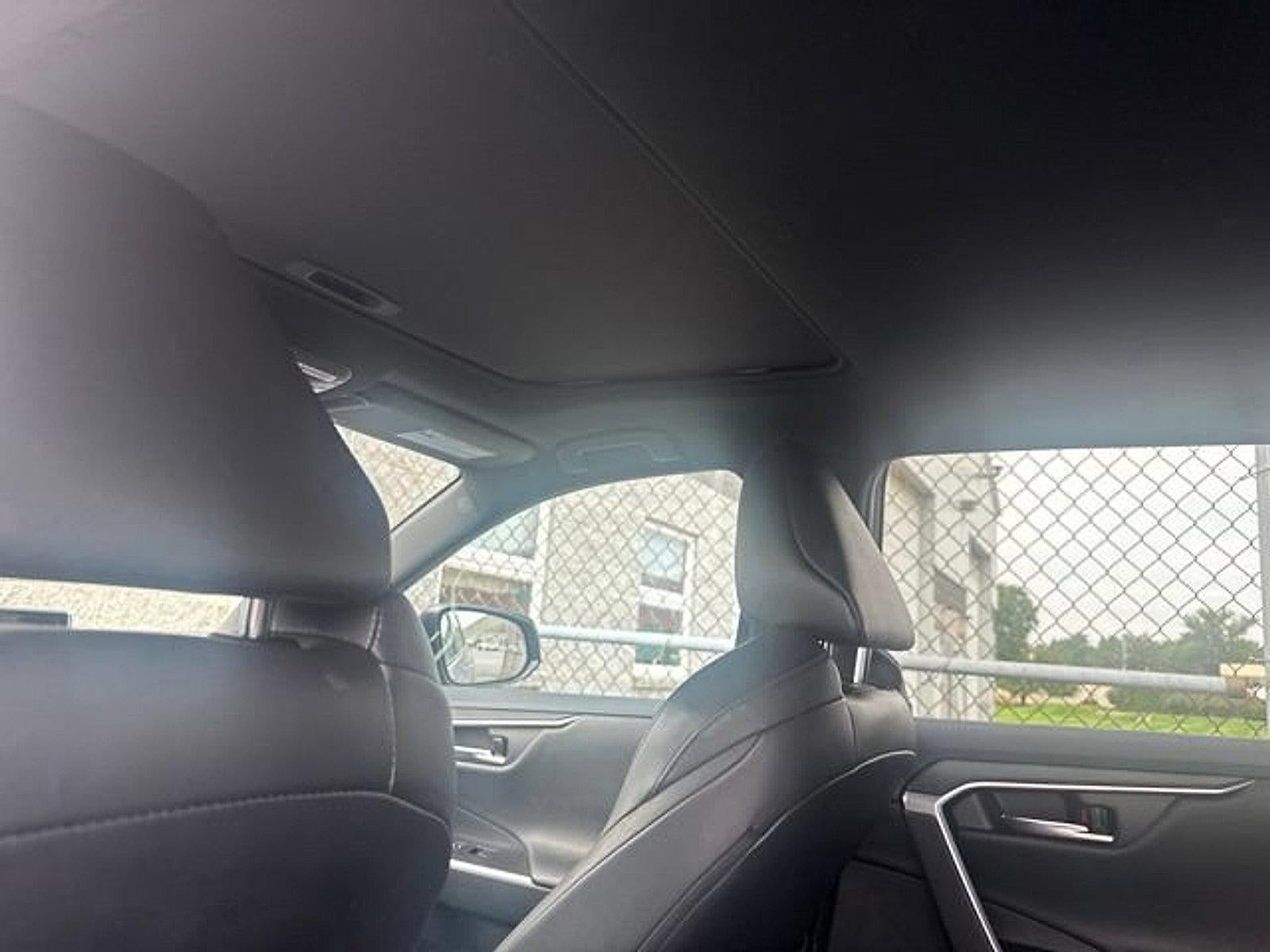 2019 Toyota RAV4 Hybrid XSE AWD (Natl)