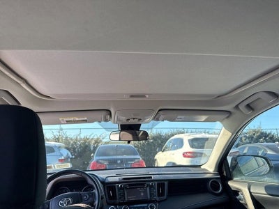 2018 Toyota RAV4 XLE AWD (Natl)