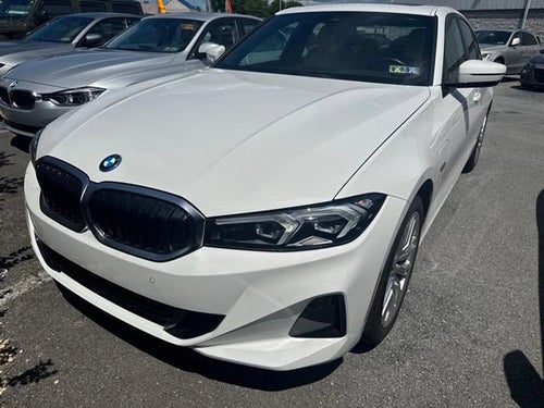 2023 BMW 330e xDrive Plug-In Hybrid