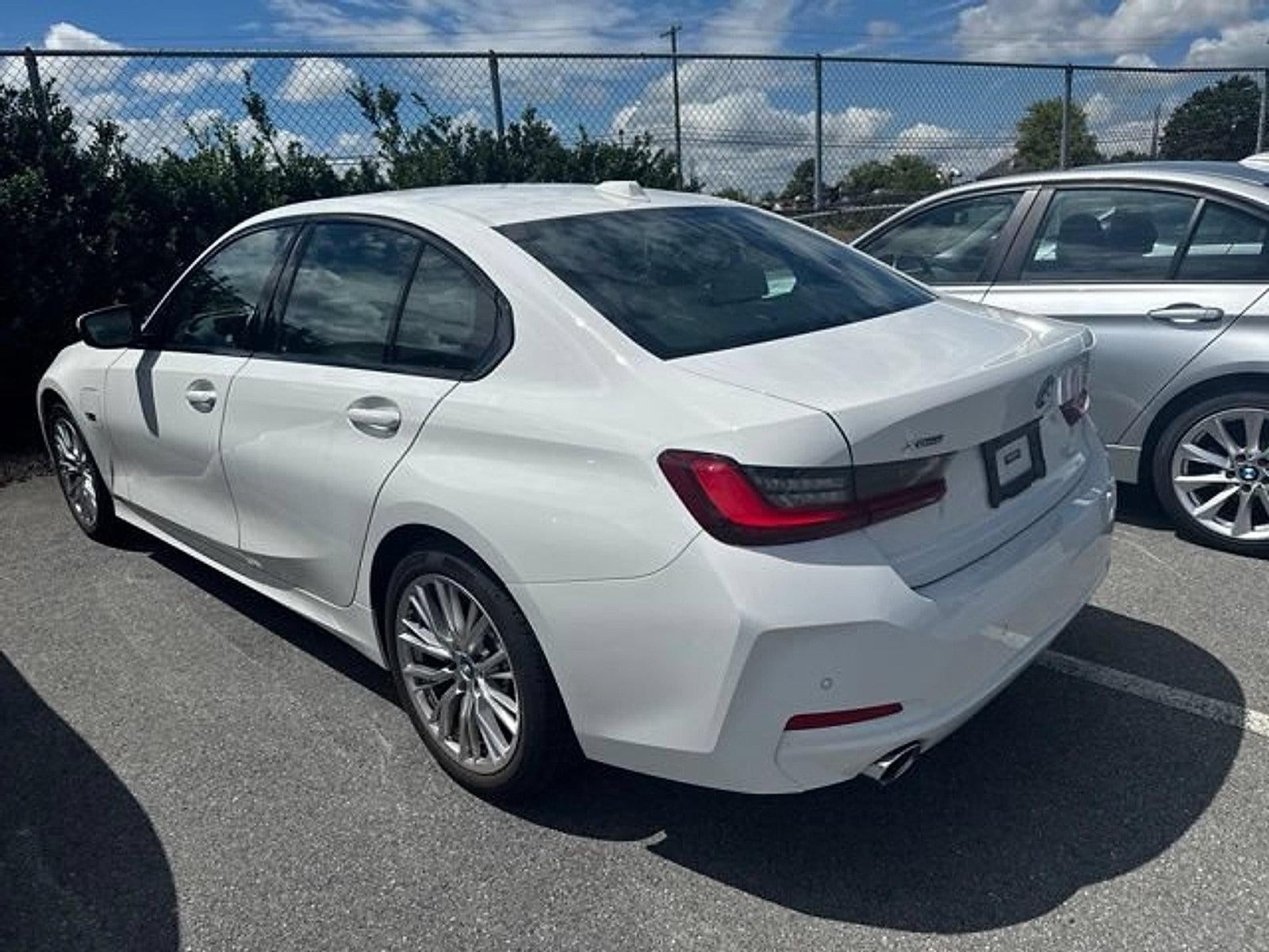 2023 BMW 330e xDrive Plug-In Hybrid