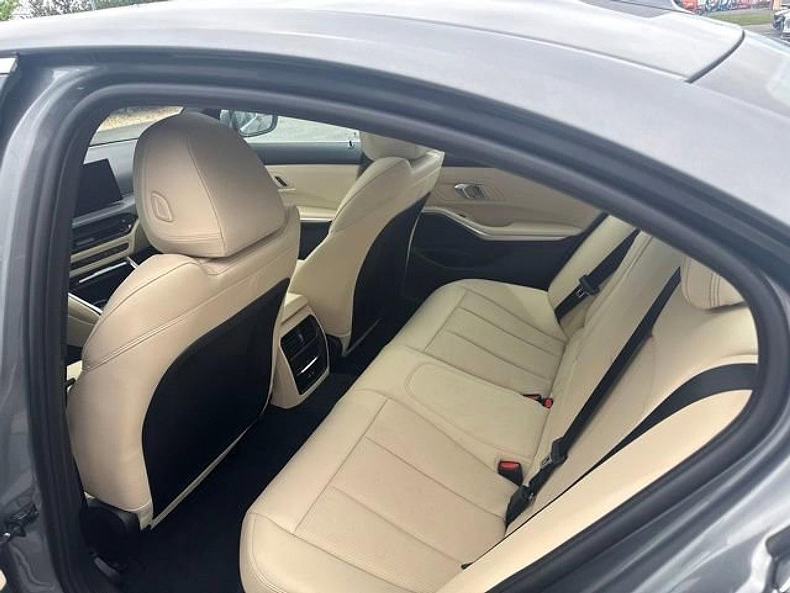 2025 BMW 330i xDrive Sedan