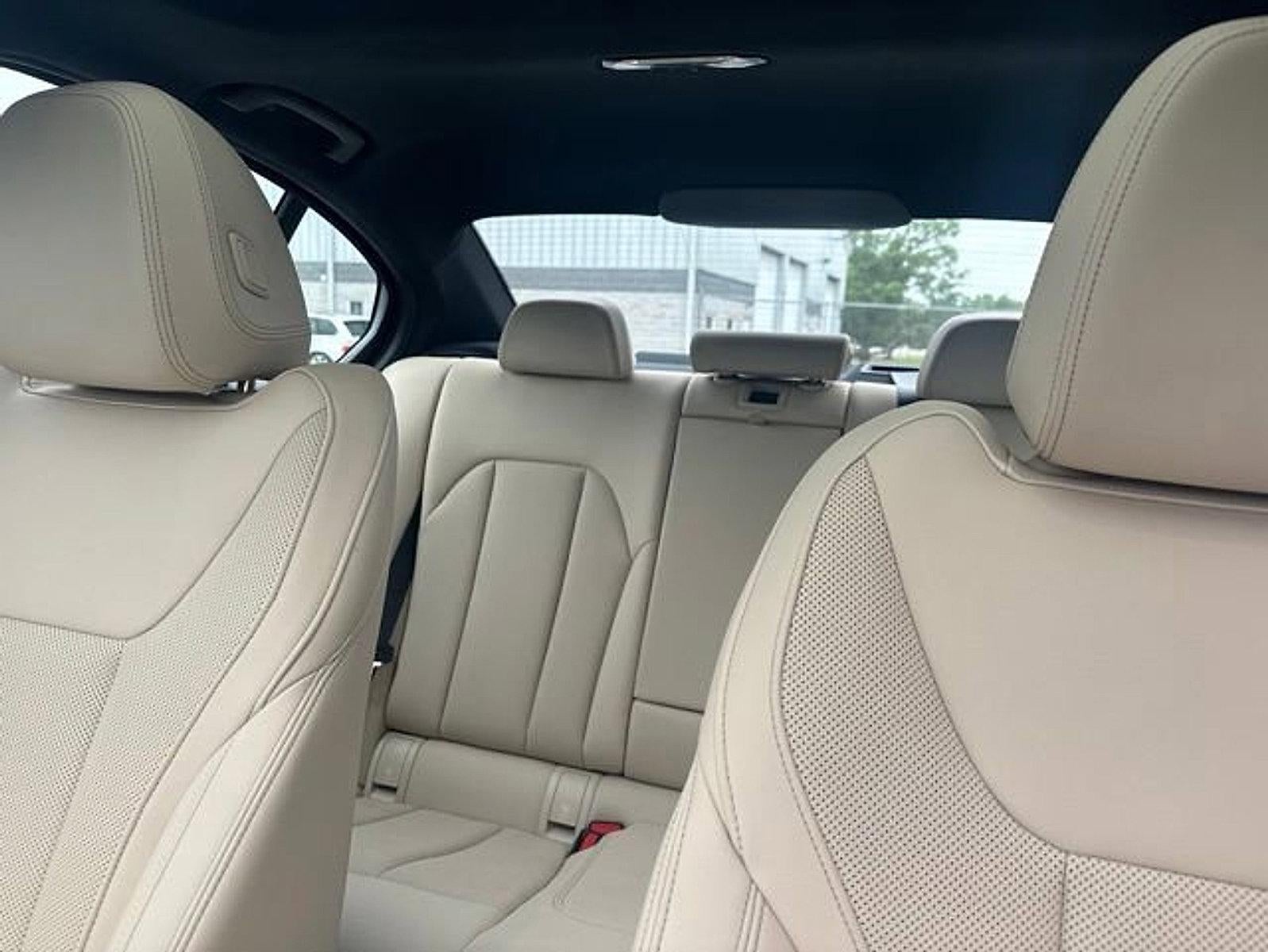 2025 BMW 330i xDrive Sedan