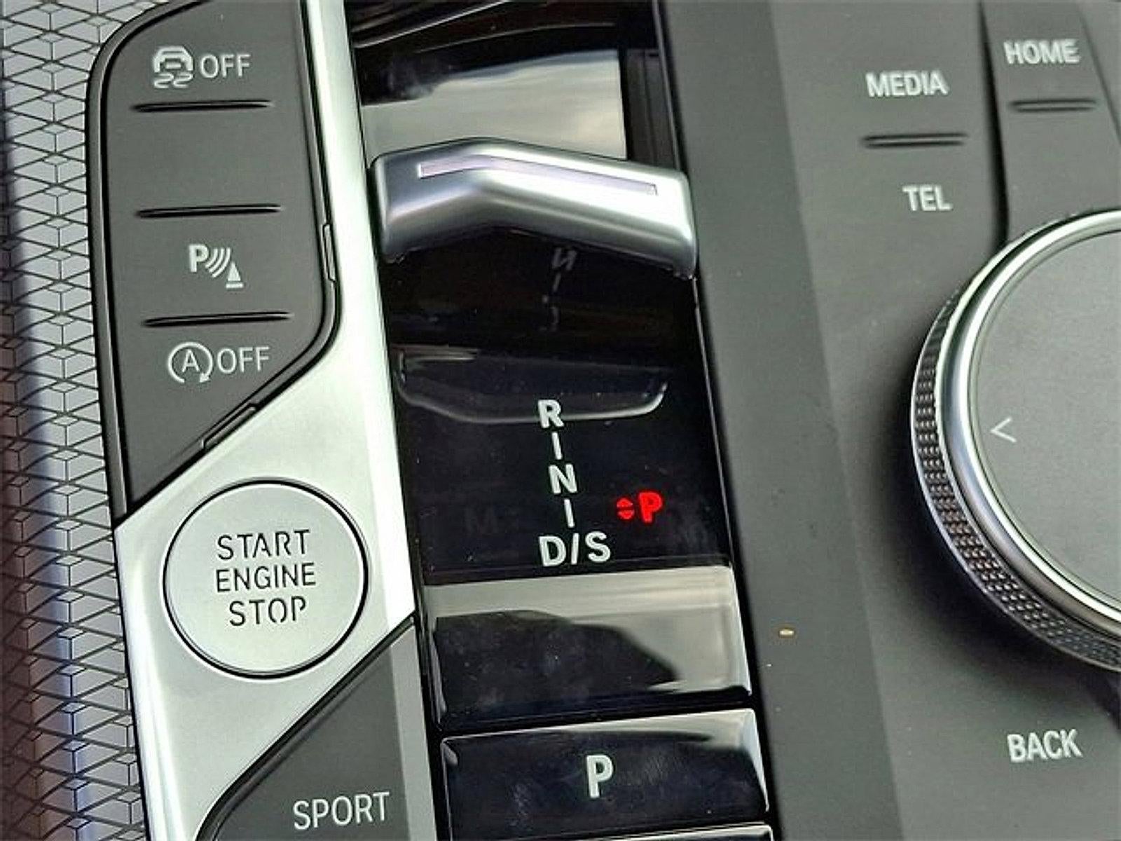 2025 BMW 330i xDrive Sedan