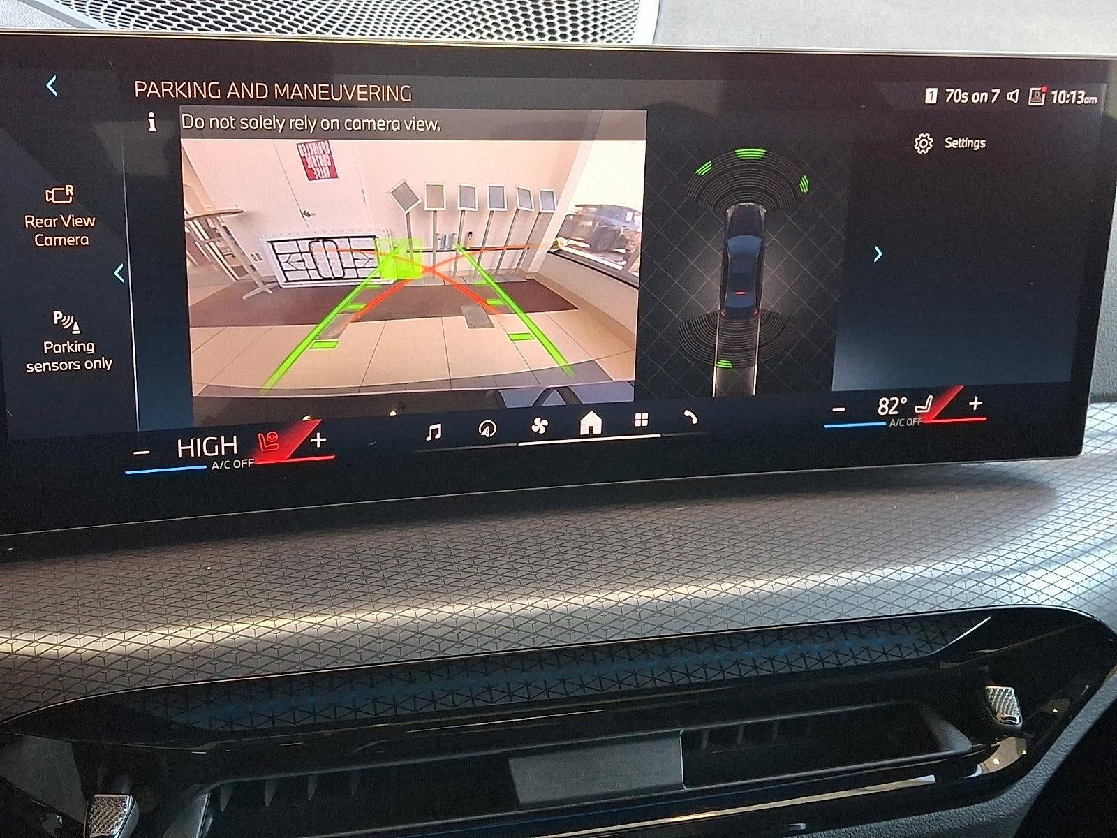 2025 BMW 330i xDrive Sedan