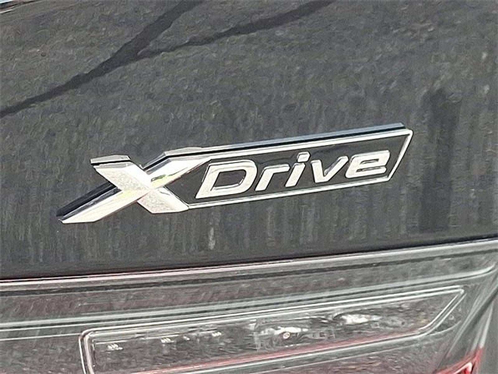 2025 BMW 330i xDrive Sedan