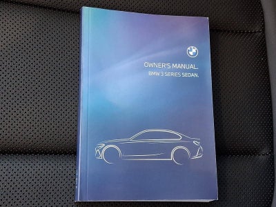 2025 BMW 330i xDrive Sedan