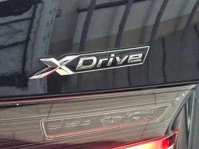 2025 BMW 330i xDrive Sedan