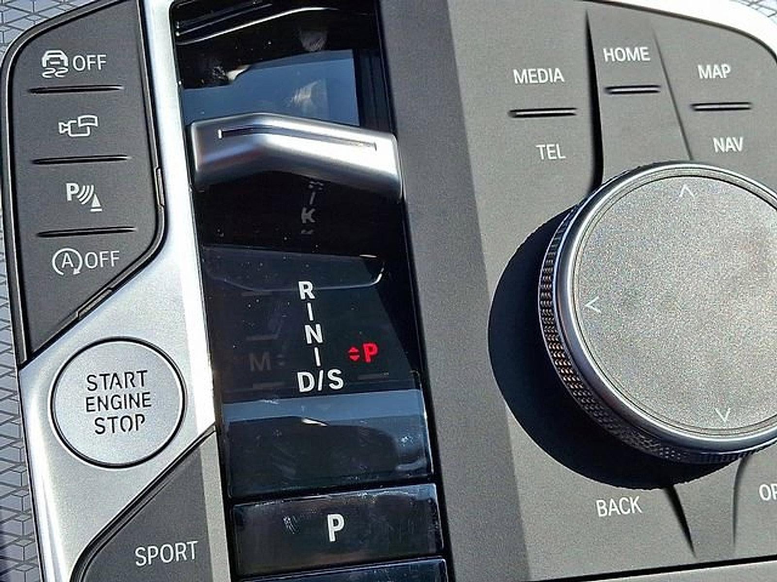 2025 BMW 330i xDrive Sedan