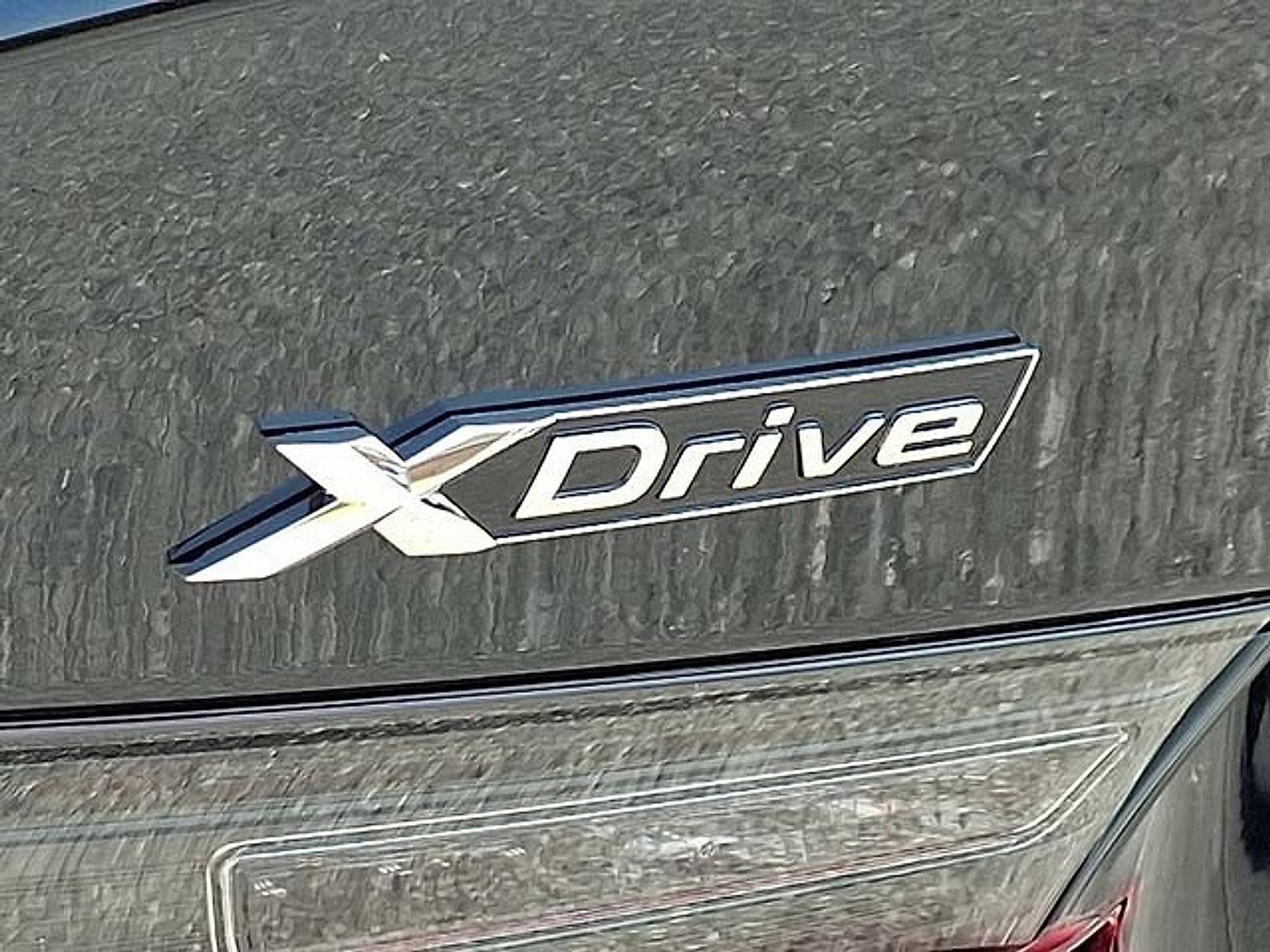 2025 BMW 330i xDrive Sedan