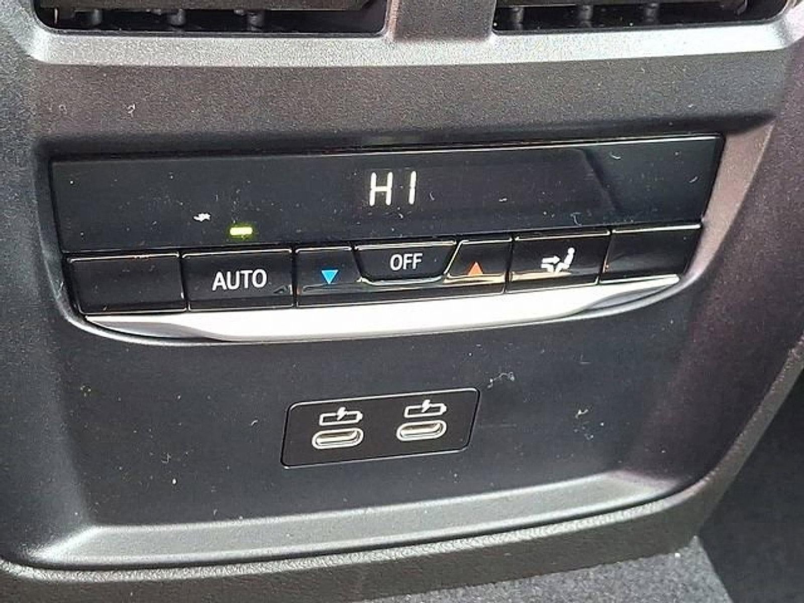 2025 BMW 330i xDrive Sedan