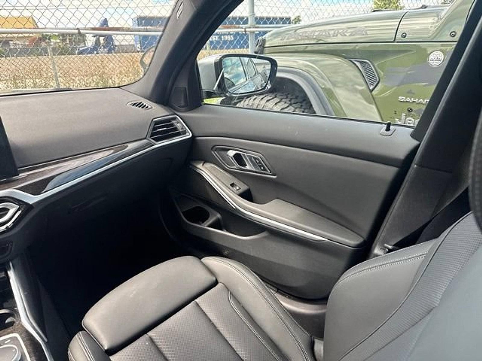 2023 BMW 330i xDrive Sedan