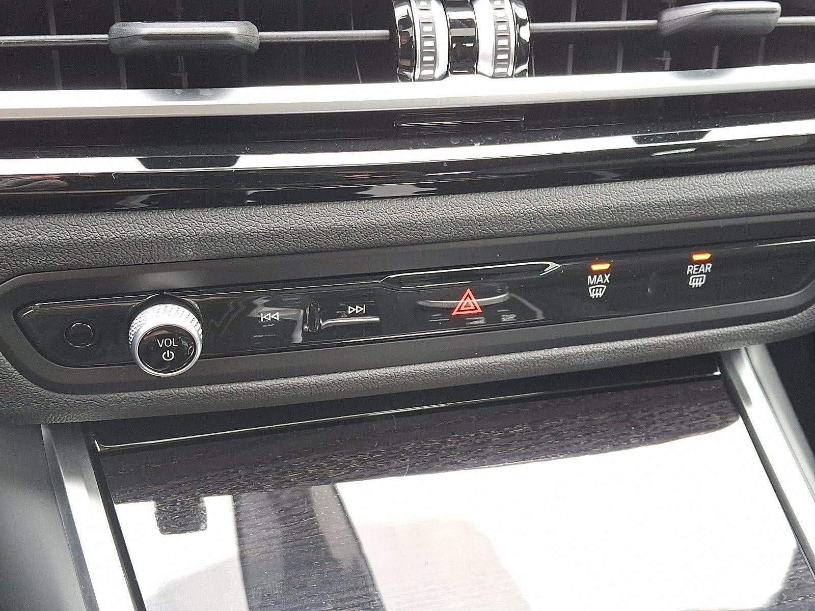 2024 BMW 330i xDrive Sedan