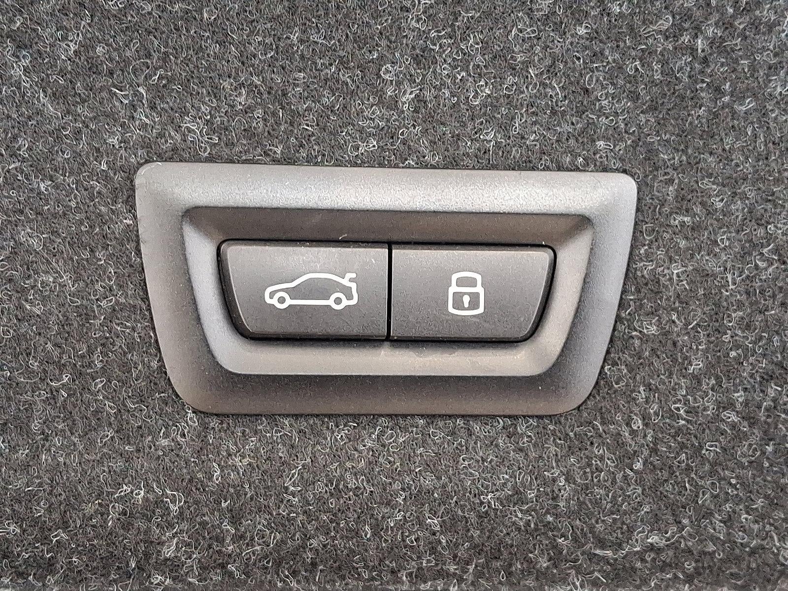 2024 BMW 330i xDrive Sedan