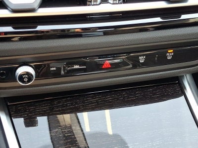 2023 BMW 330i xDrive Sedan