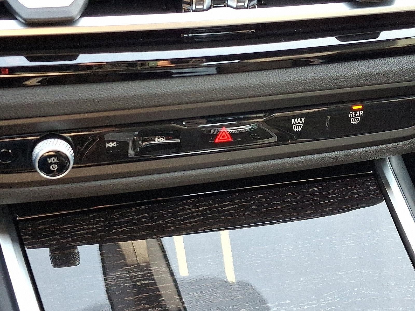 2023 BMW 330i xDrive Sedan