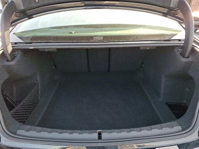 2023 BMW 330i xDrive Sedan