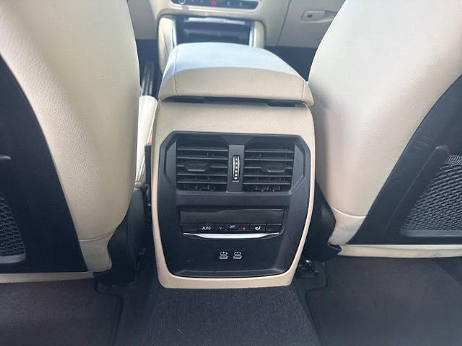 2023 BMW 330i xDrive Sedan