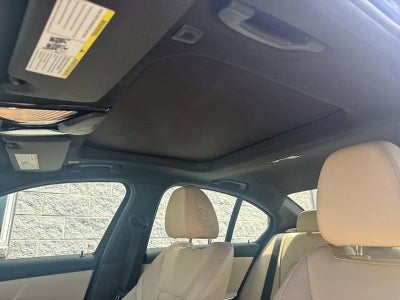 2023 BMW 330i xDrive Sedan