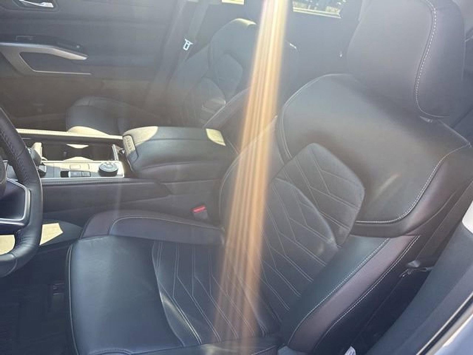 2025 Nissan Pathfinder Platinum 4WD