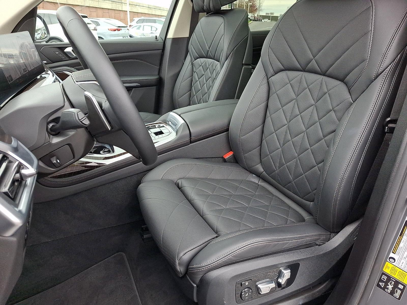 2023 BMW X7 xDrive40i Sports Activity Vehicle