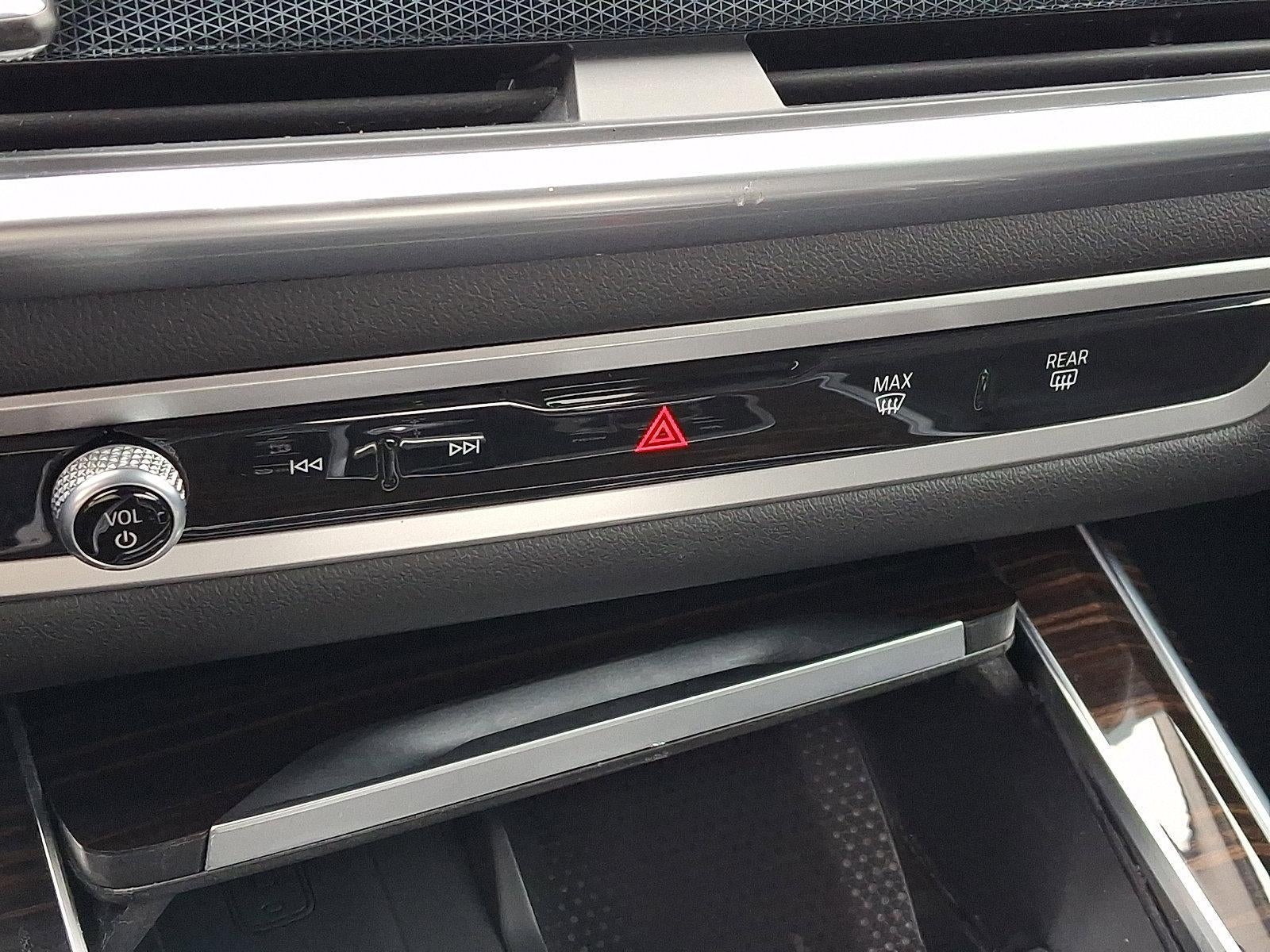 2023 BMW X7 xDrive40i Sports Activity Vehicle