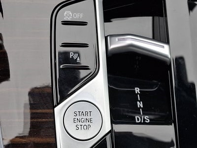 2023 BMW X7 xDrive40i Sports Activity Vehicle