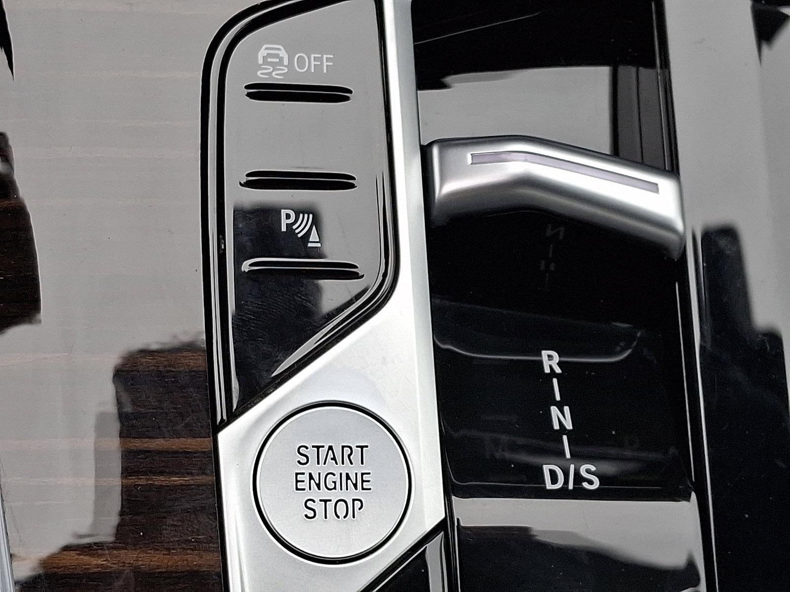 2023 BMW X7 xDrive40i Sports Activity Vehicle