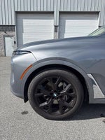 2025 BMW X7 xDrive40i Sports Activity Vehicle