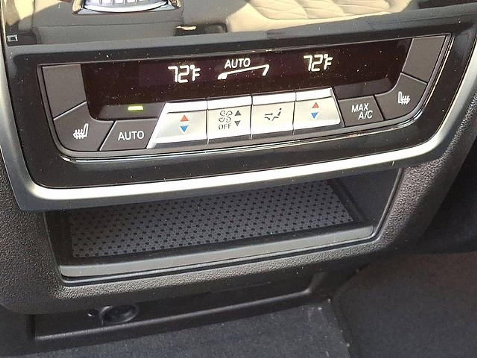 2026 BMW X7 xDrive40i Sports Activity Vehicle