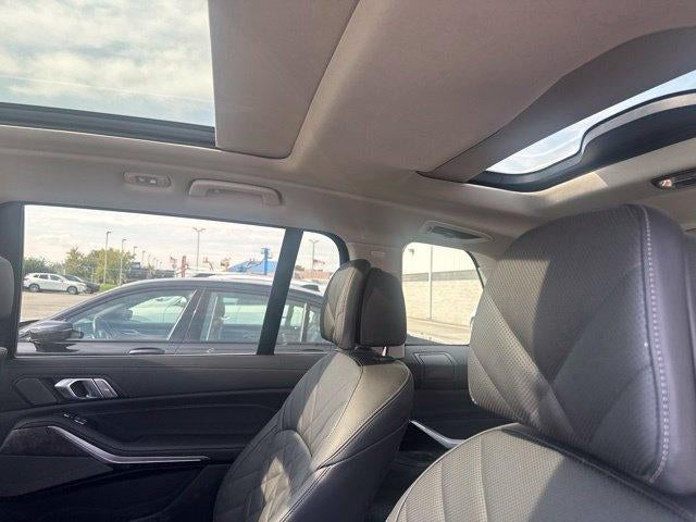 2026 BMW X7 xDrive40i Sports Activity Vehicle