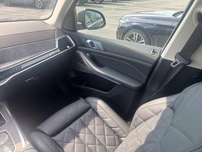 2026 BMW X7 xDrive40i Sports Activity Vehicle