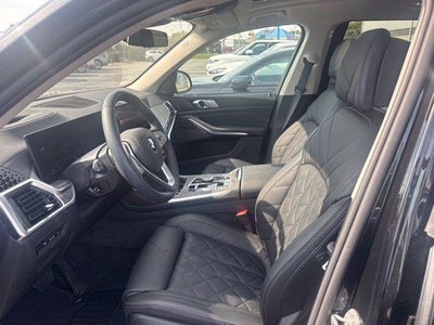 2026 BMW X7 xDrive40i Sports Activity Vehicle