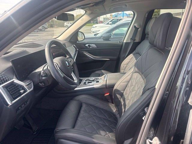 2026 BMW X7 xDrive40i Sports Activity Vehicle