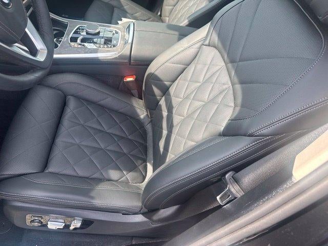 2026 BMW X7 xDrive40i Sports Activity Vehicle