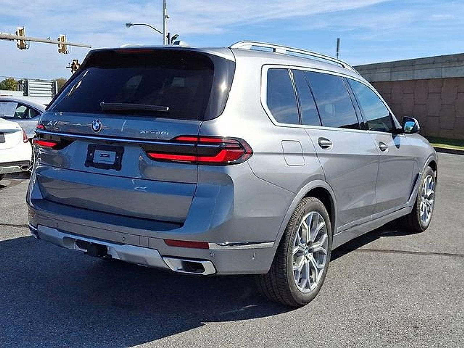 2026 BMW X7 xDrive40i Sports Activity Vehicle