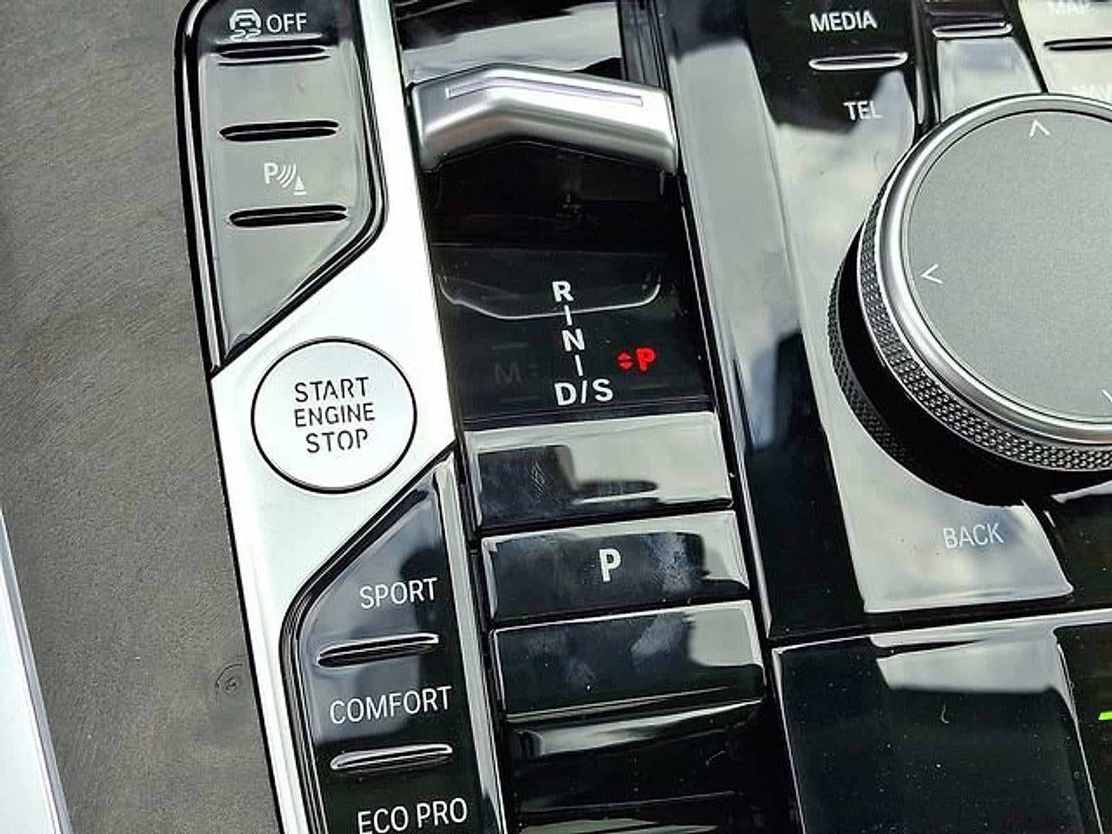 2026 BMW X7 xDrive40i Sports Activity Vehicle