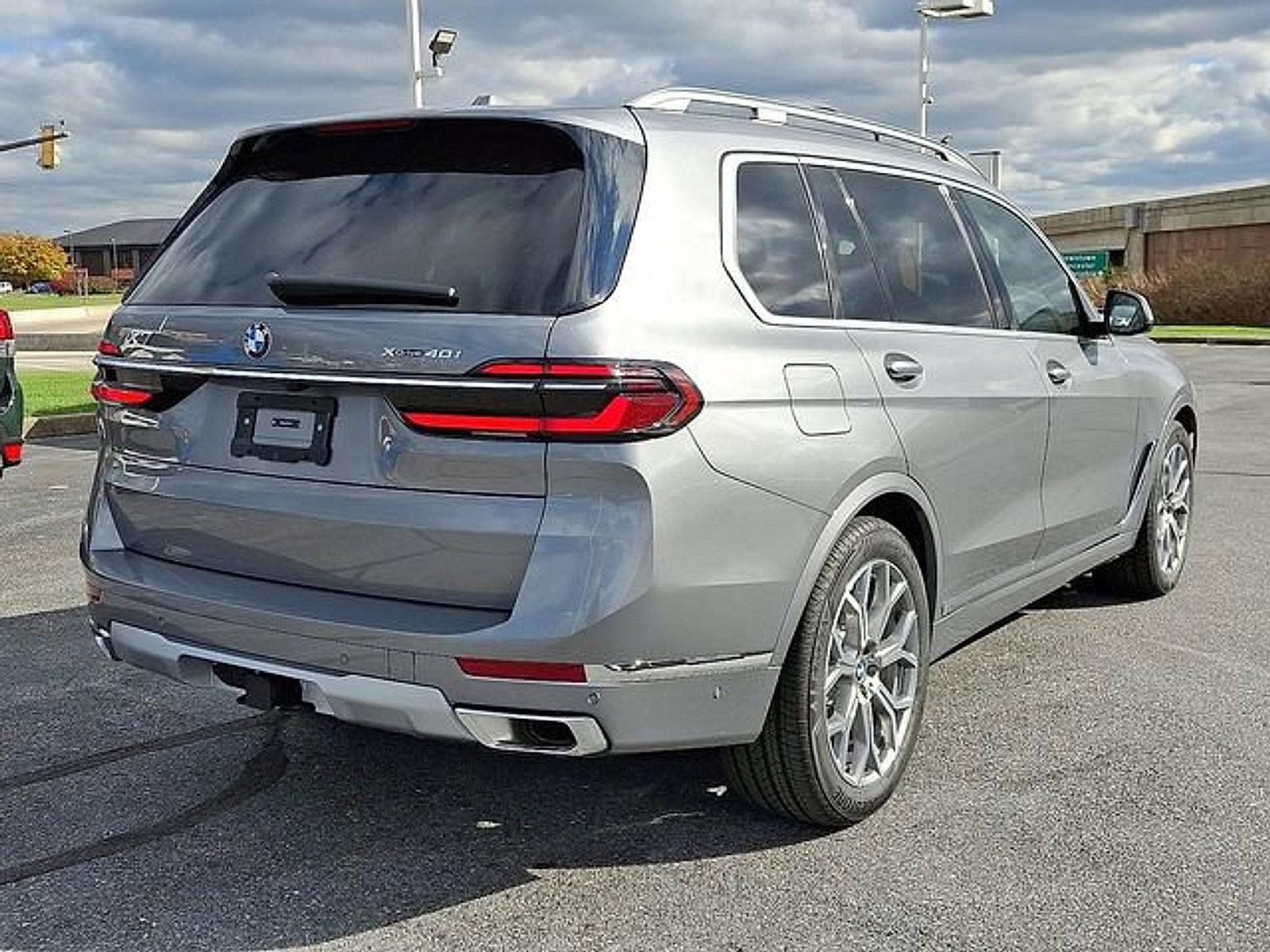 2026 BMW X7 xDrive40i Sports Activity Vehicle