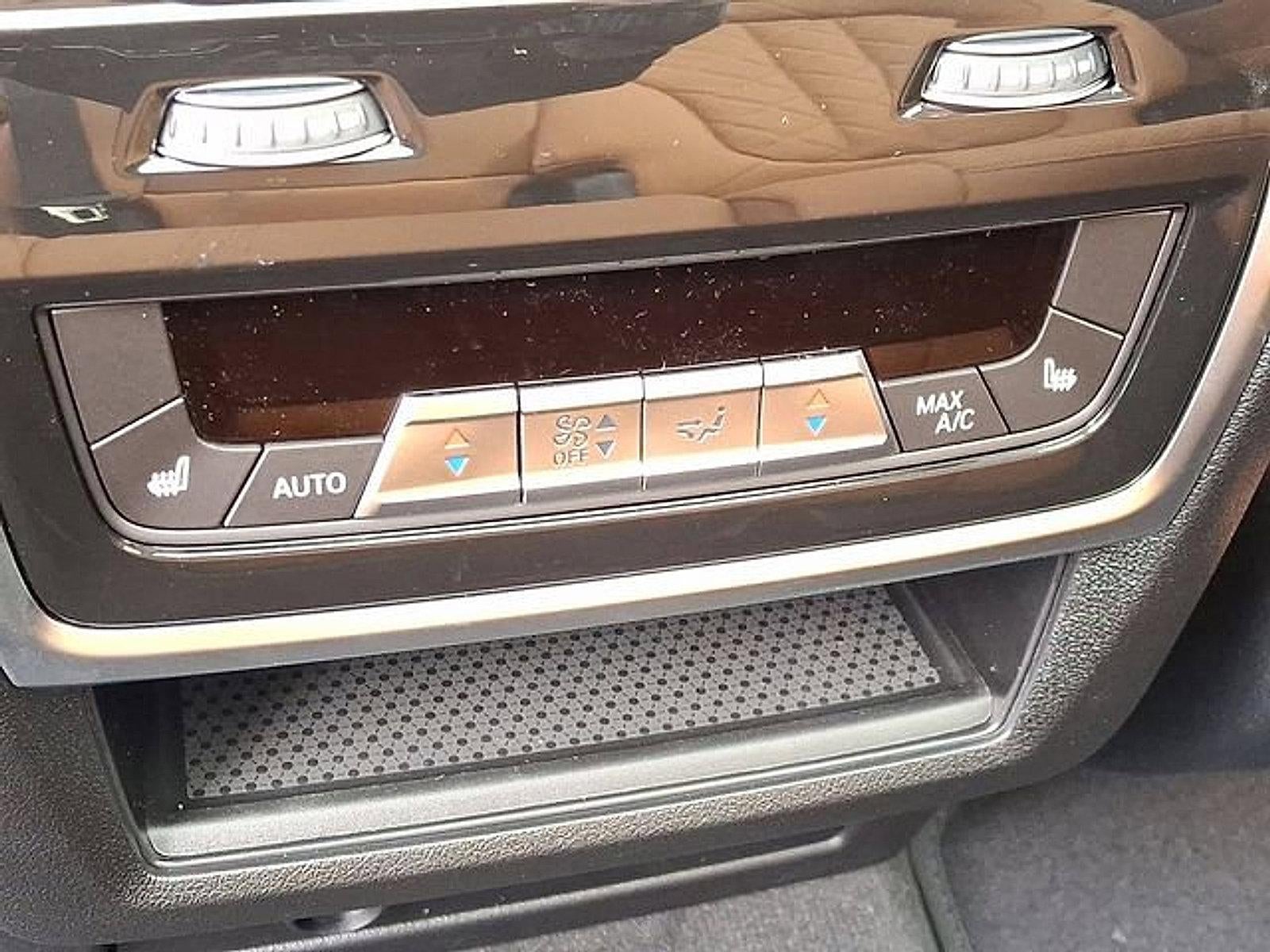 2026 BMW X7 xDrive40i Sports Activity Vehicle