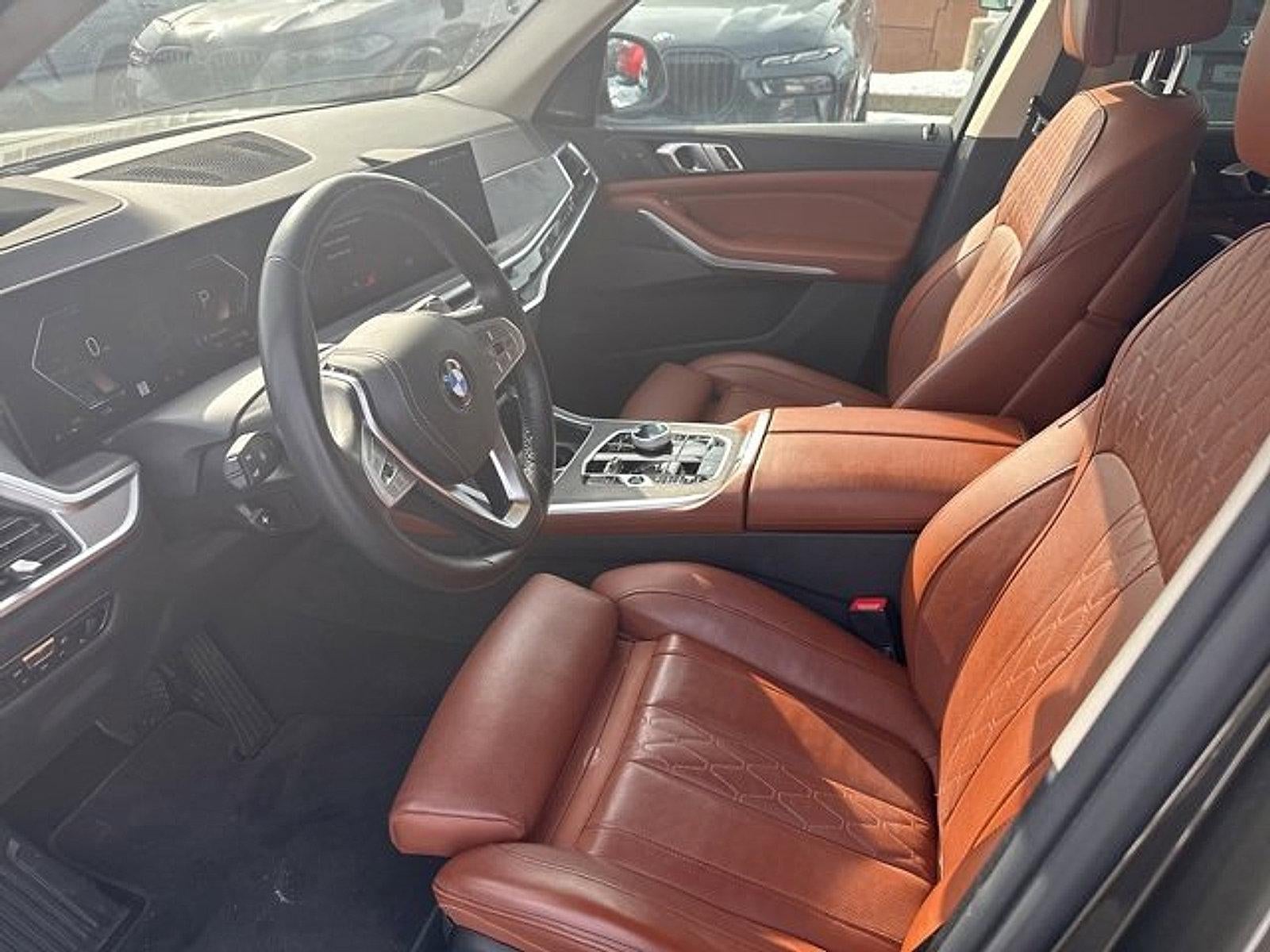 2023 BMW X7 xDrive40i Sports Activity Vehicle