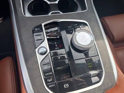 2023 BMW X7 xDrive40i Sports Activity Vehicle