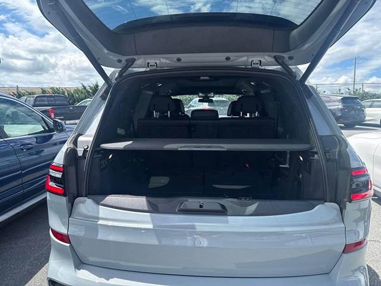 2024 BMW X7 xDrive40i Sports Activity Vehicle