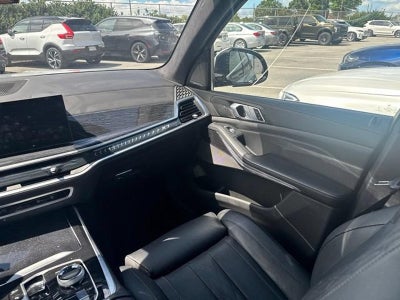 2024 BMW X7 xDrive40i Sports Activity Vehicle