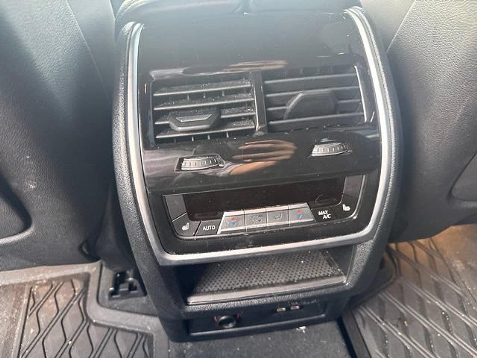 2024 BMW X7 xDrive40i Sports Activity Vehicle